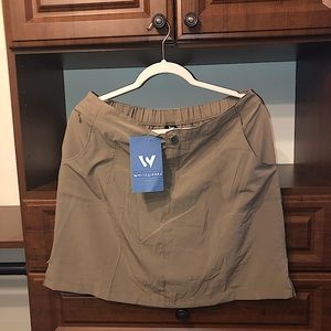 NWT White Sierra West Loop Trail skort from REI!